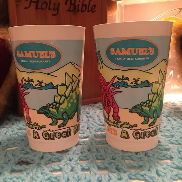 Vintage samuels family restaurant cups - Picture 2 of 4
